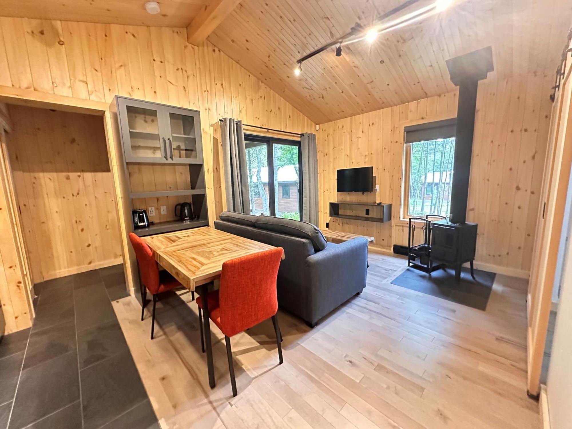 Le Grand R Hotel Saint-Donat-de-Montcalm Luaran gambar